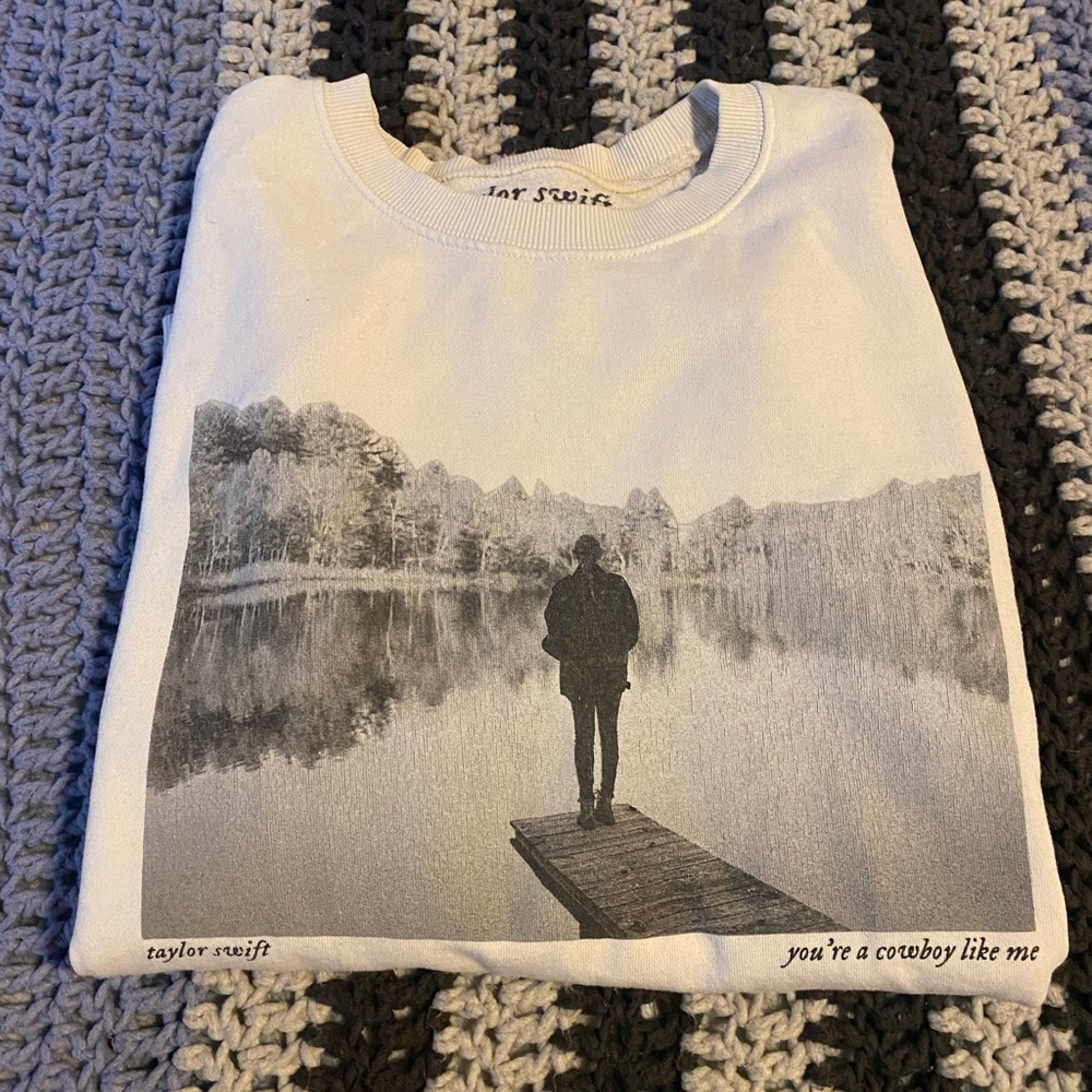 Taylor Swift Crewneck sweatshirt